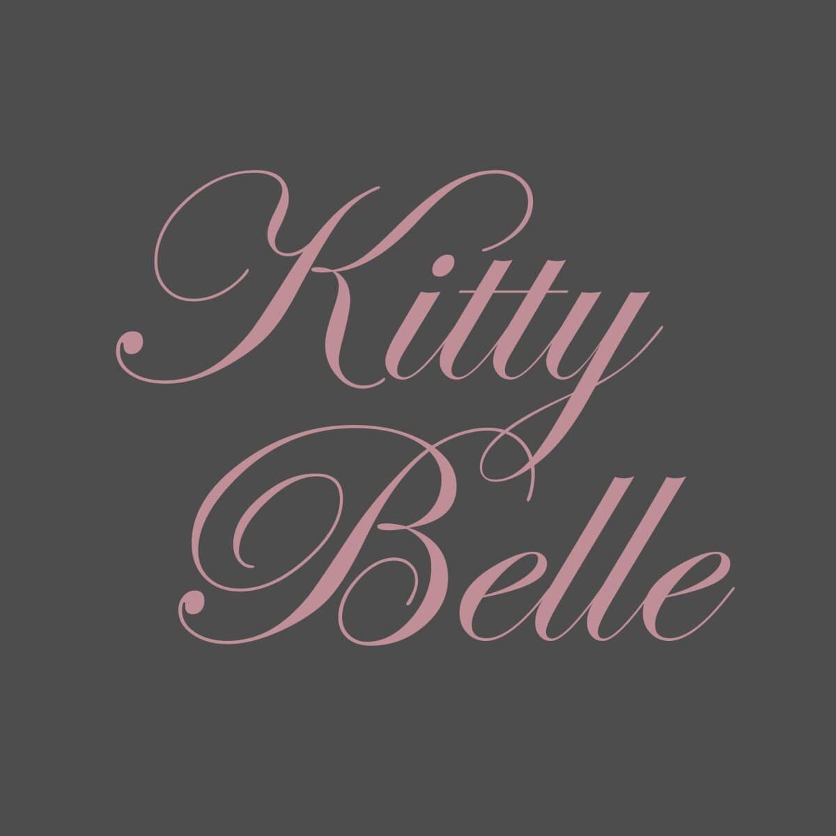 Kitty | @kitty_belle_