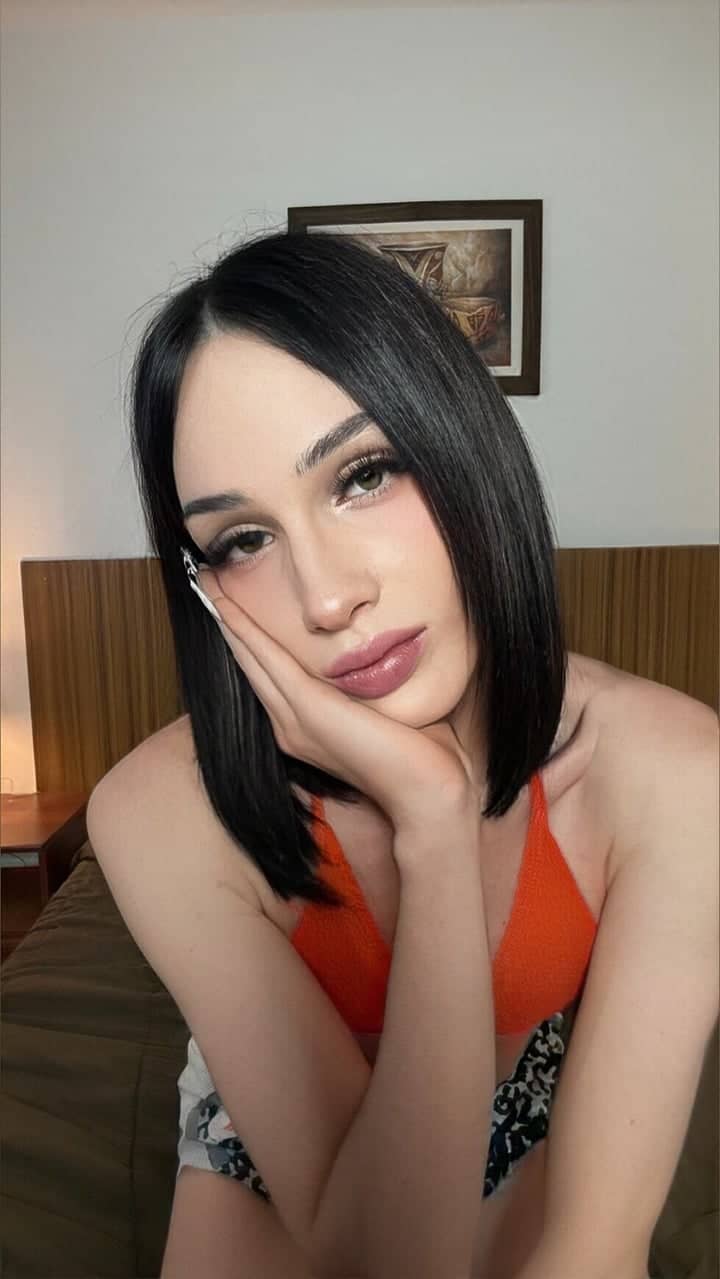 Riley 🏳️‍⚧️ 18yo ˚.🍆⋆ | @rileycutie.ts