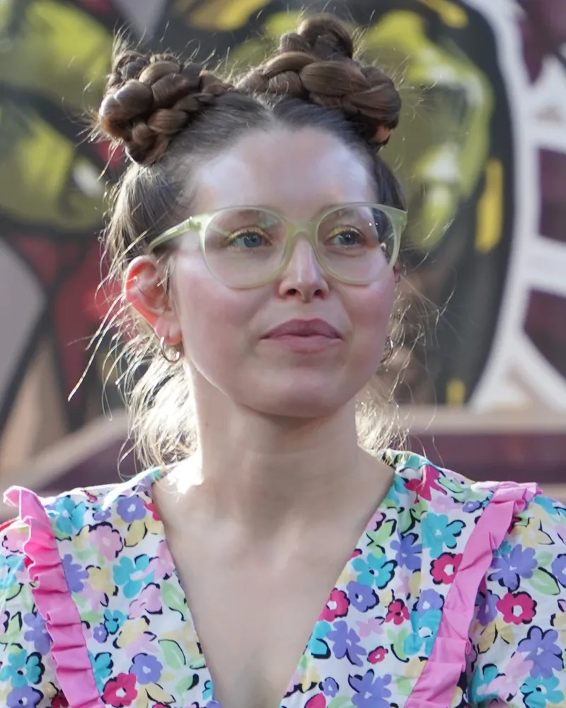 Jessie Cave, Harry Potter actress with a hair-content OnlyFans