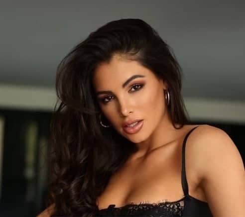 Kayla ๐ถ๏ธ